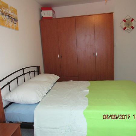 Guest House Vanessa 수페타르 외부 사진