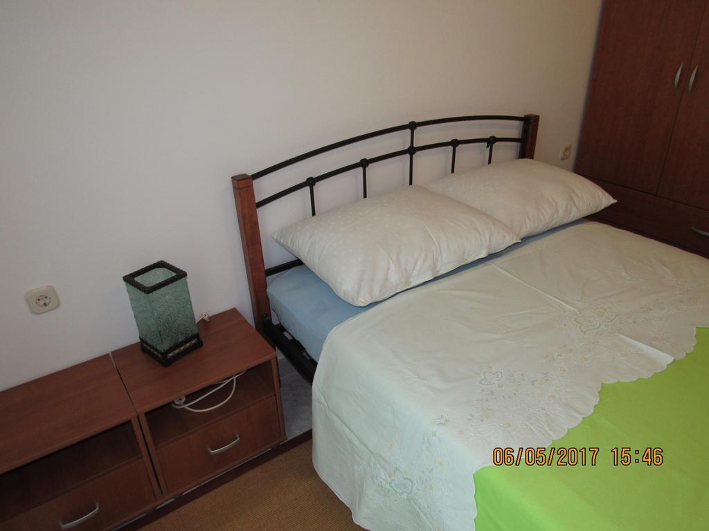 Guest House Vanessa 수페타르 외부 사진
